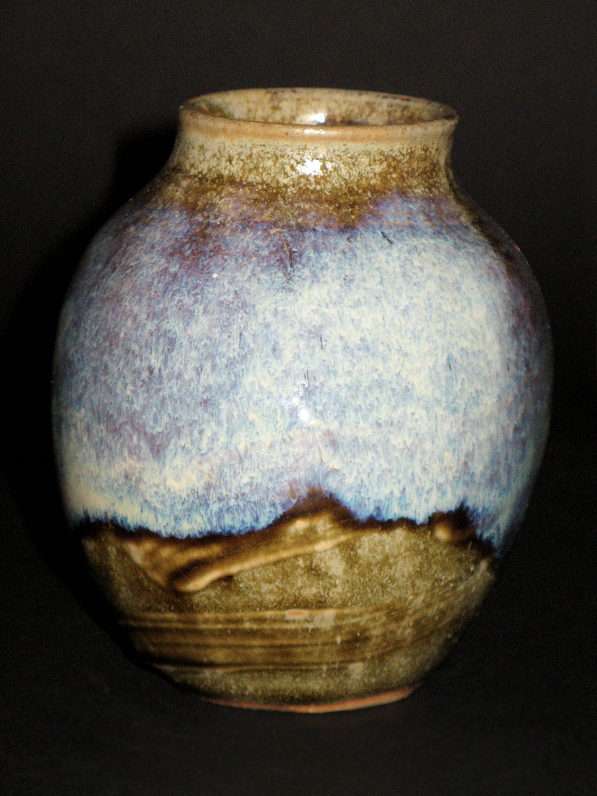 Ovelia Transtoto - 'Small glazed pot' #1