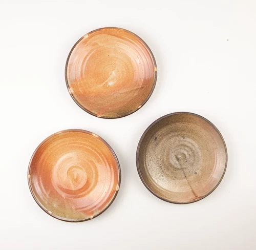 Lily Pearmain, Set of three plates, ceramics, 2022